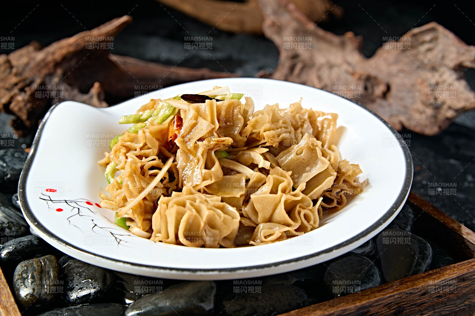 香醋凉拌莜面窝窝图片