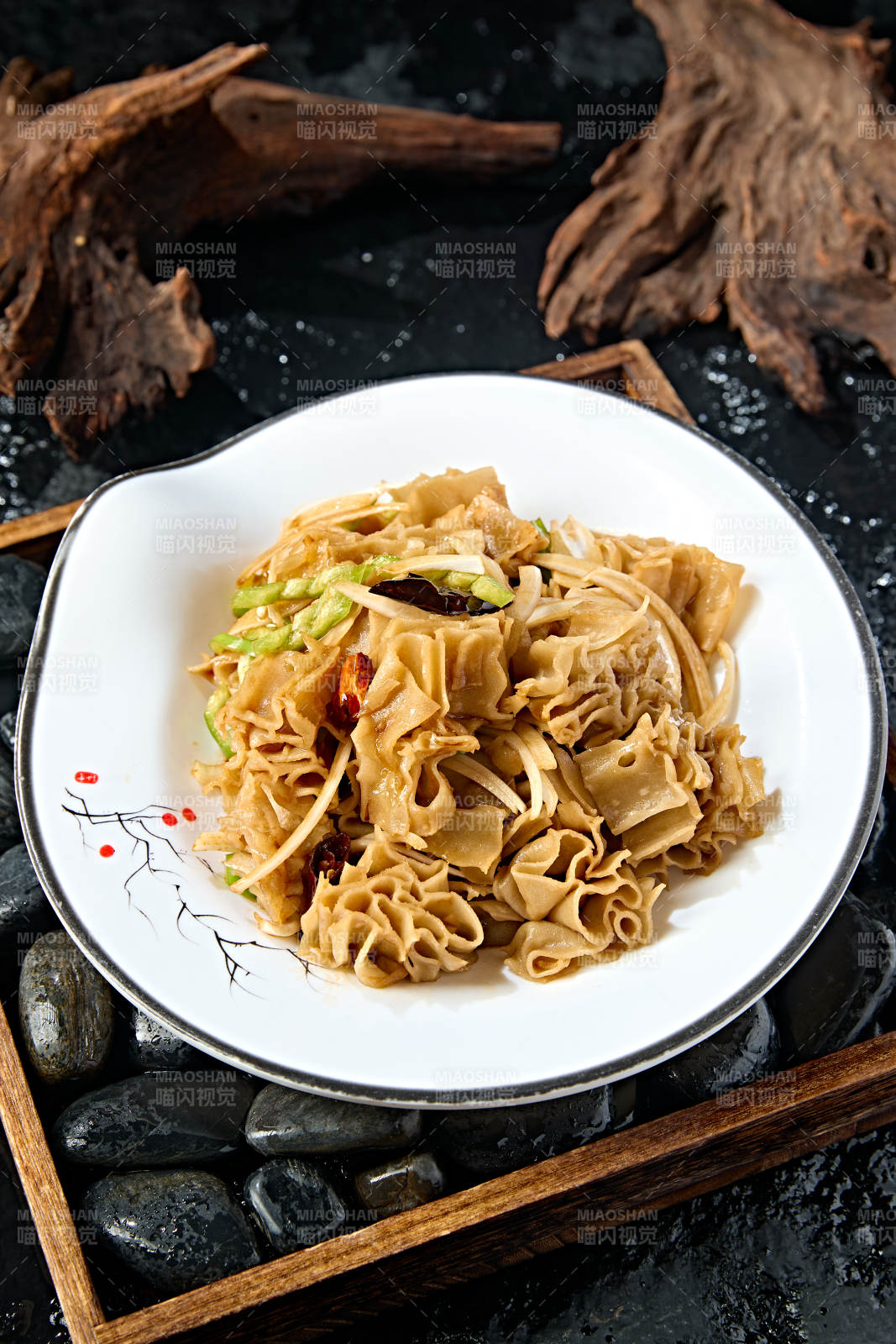 香醋凉拌莜面窝窝图片