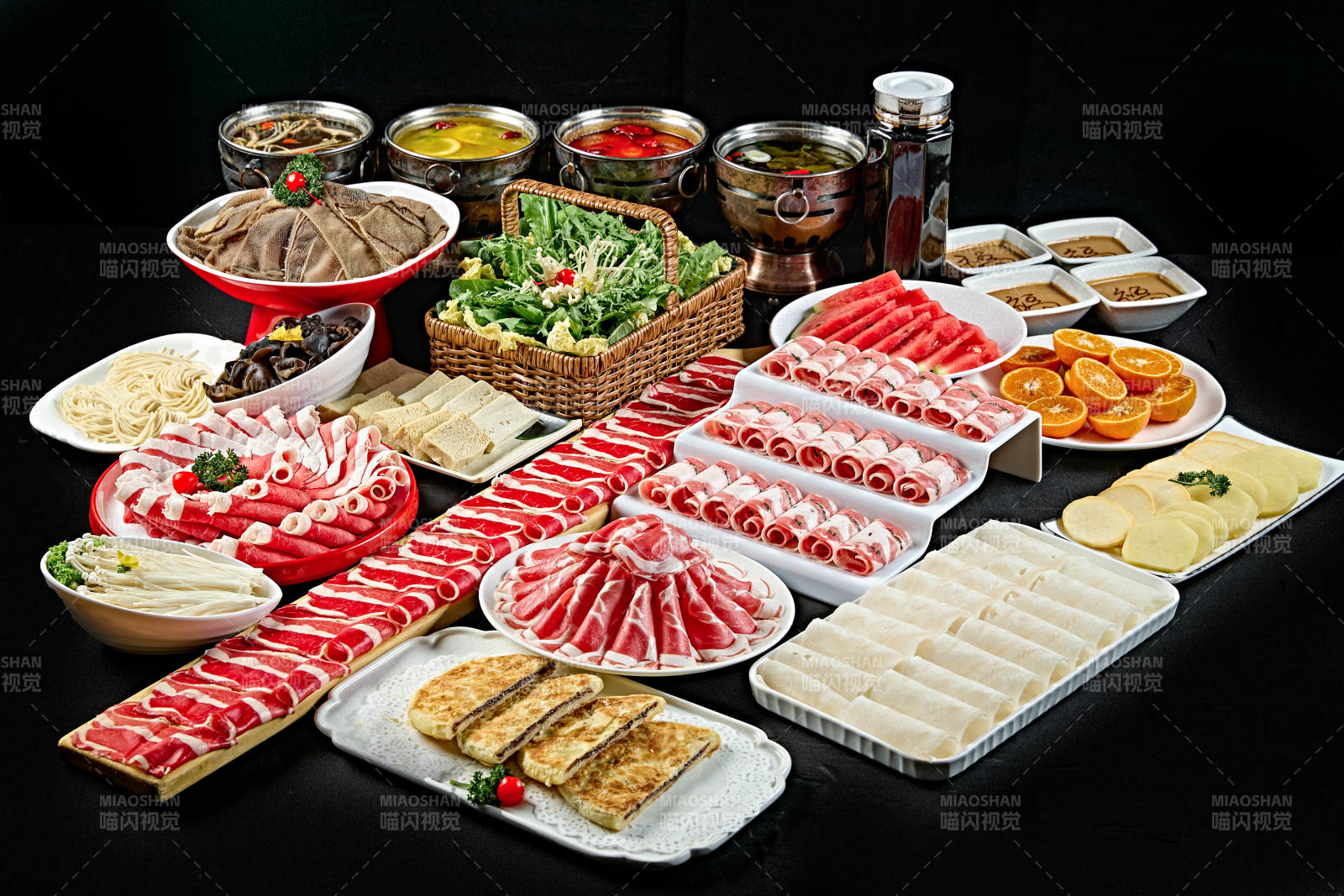 高档小火锅套餐美食组合图片