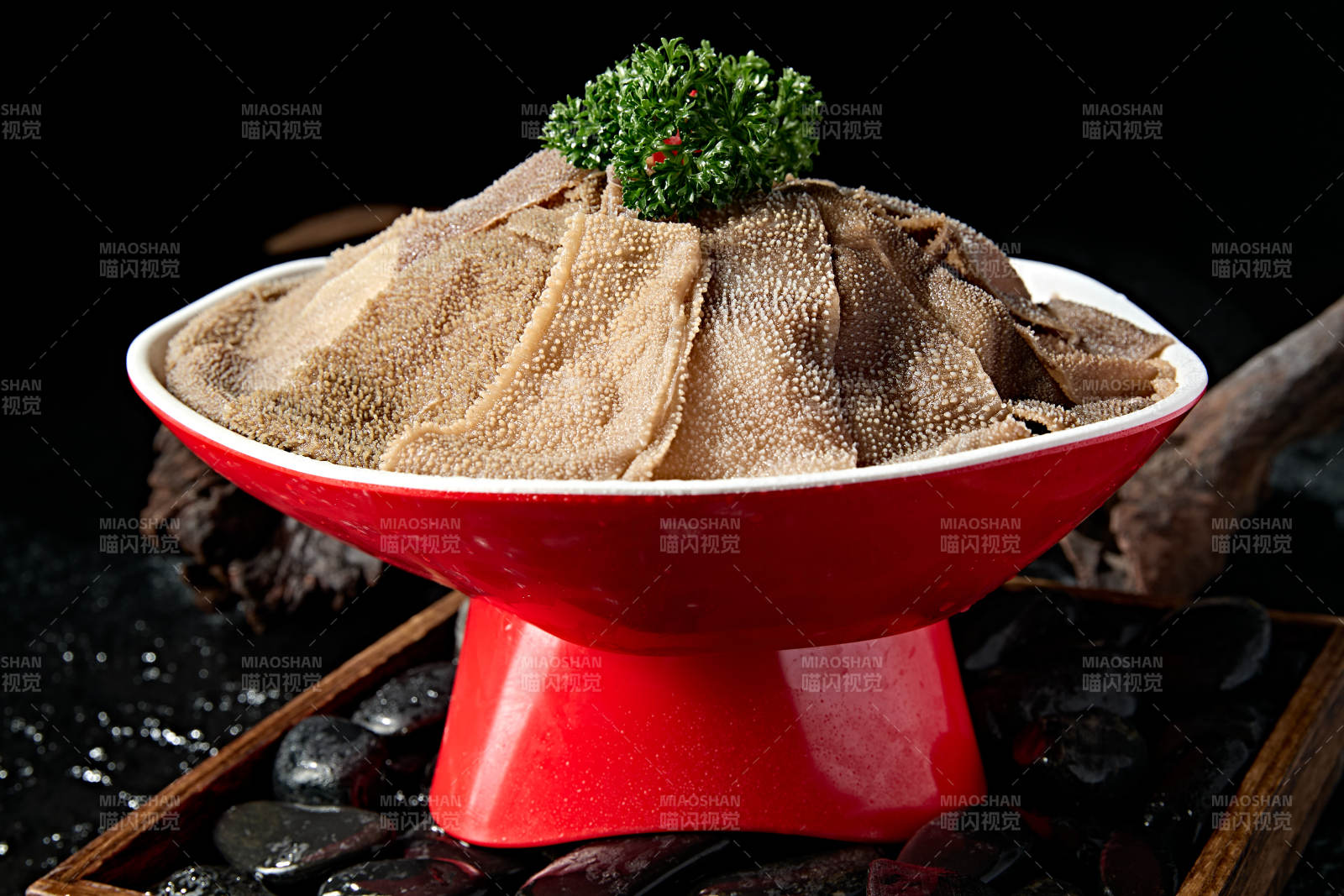 美味火锅食材鲜嫩大片毛肚图片