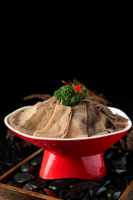 美味火锅食材鲜嫩大片毛肚图片