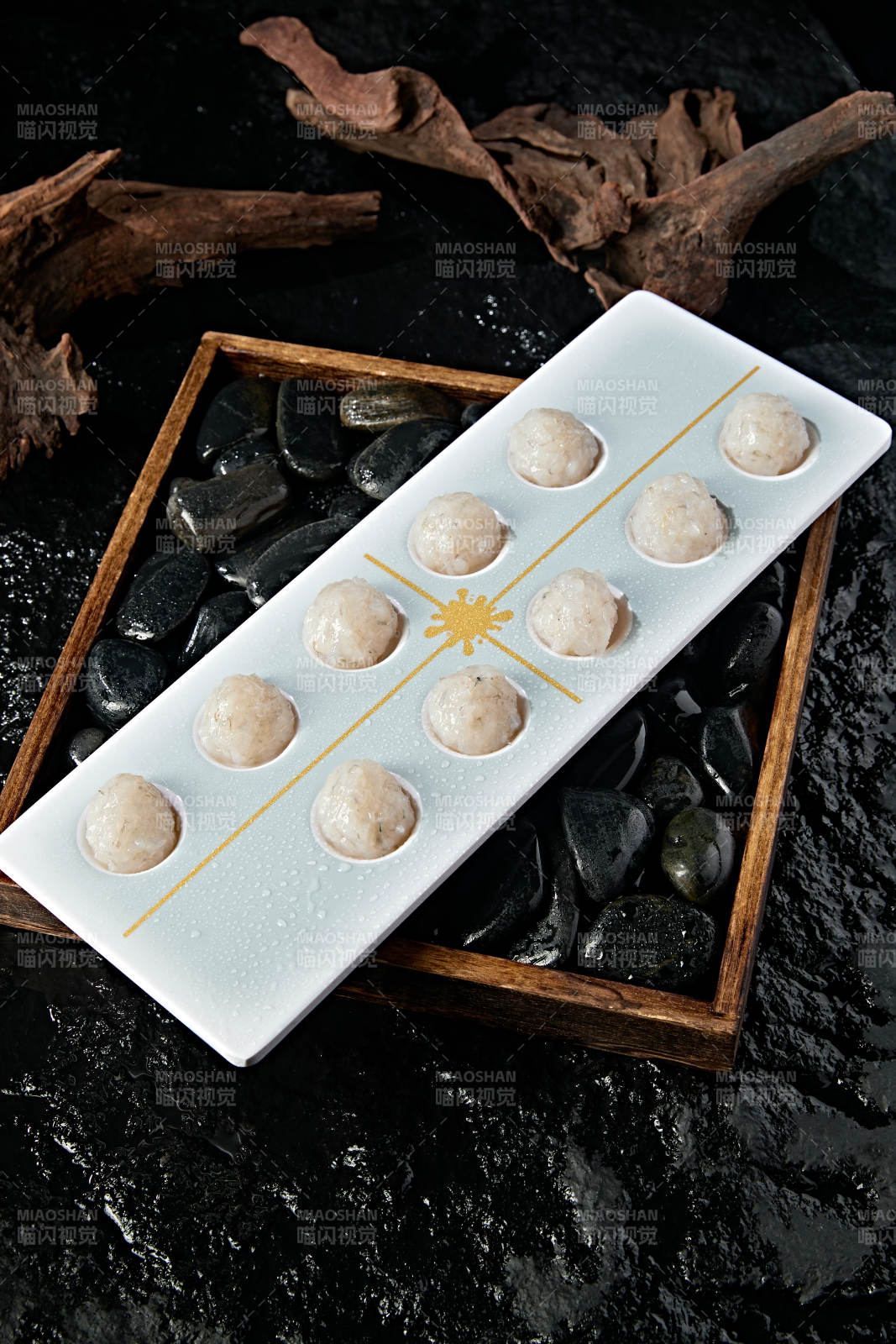 川渝火锅食材鲜虾虾滑图片