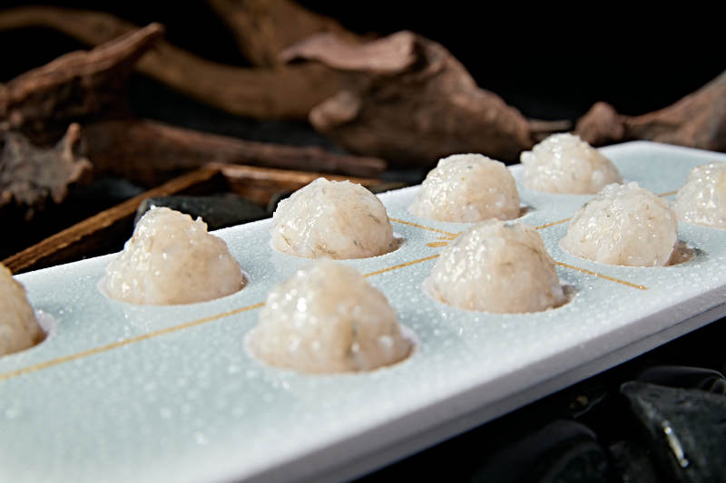 川渝火锅食材鲜虾虾滑图片