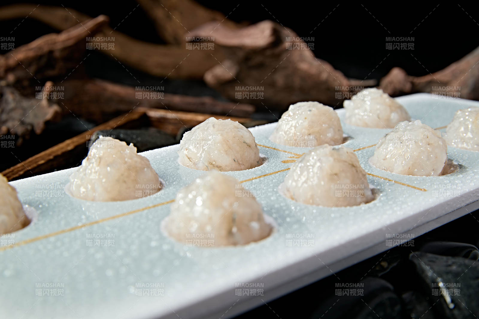 川渝火锅食材鲜虾虾滑图片