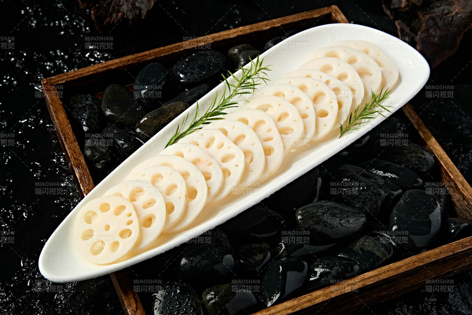 火锅食材涮藕片图片