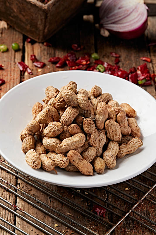 五香水煮带壳花生图片