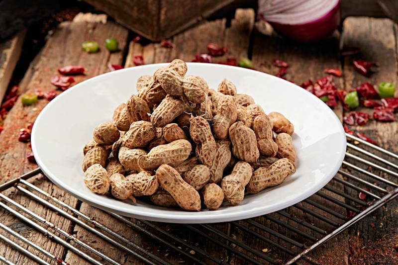 五香水煮带壳花生图片