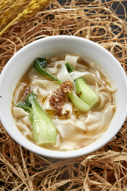 老陕面食葱油渣油菜素汤扯面图片