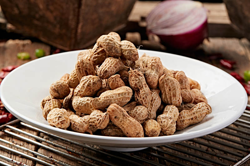 五香水煮带壳花生图片