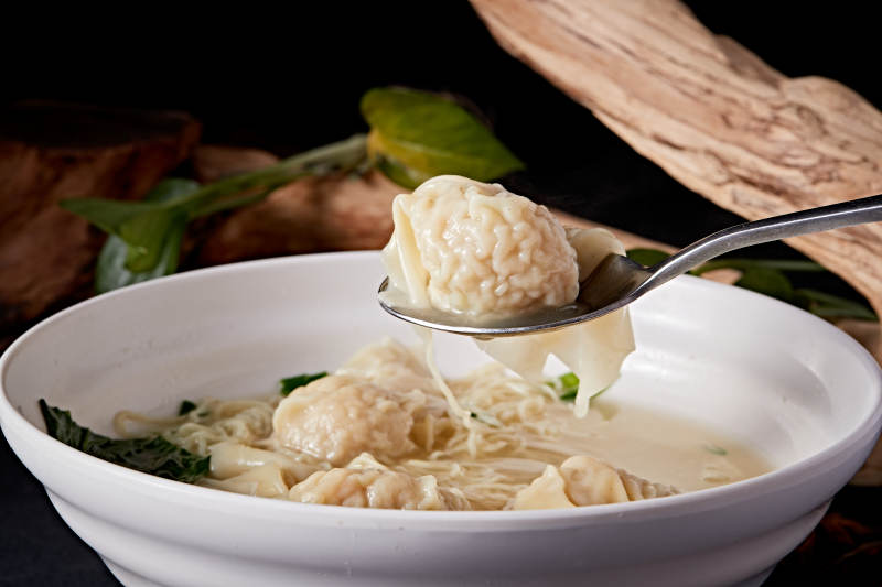 港式茶餐馄饨面图片