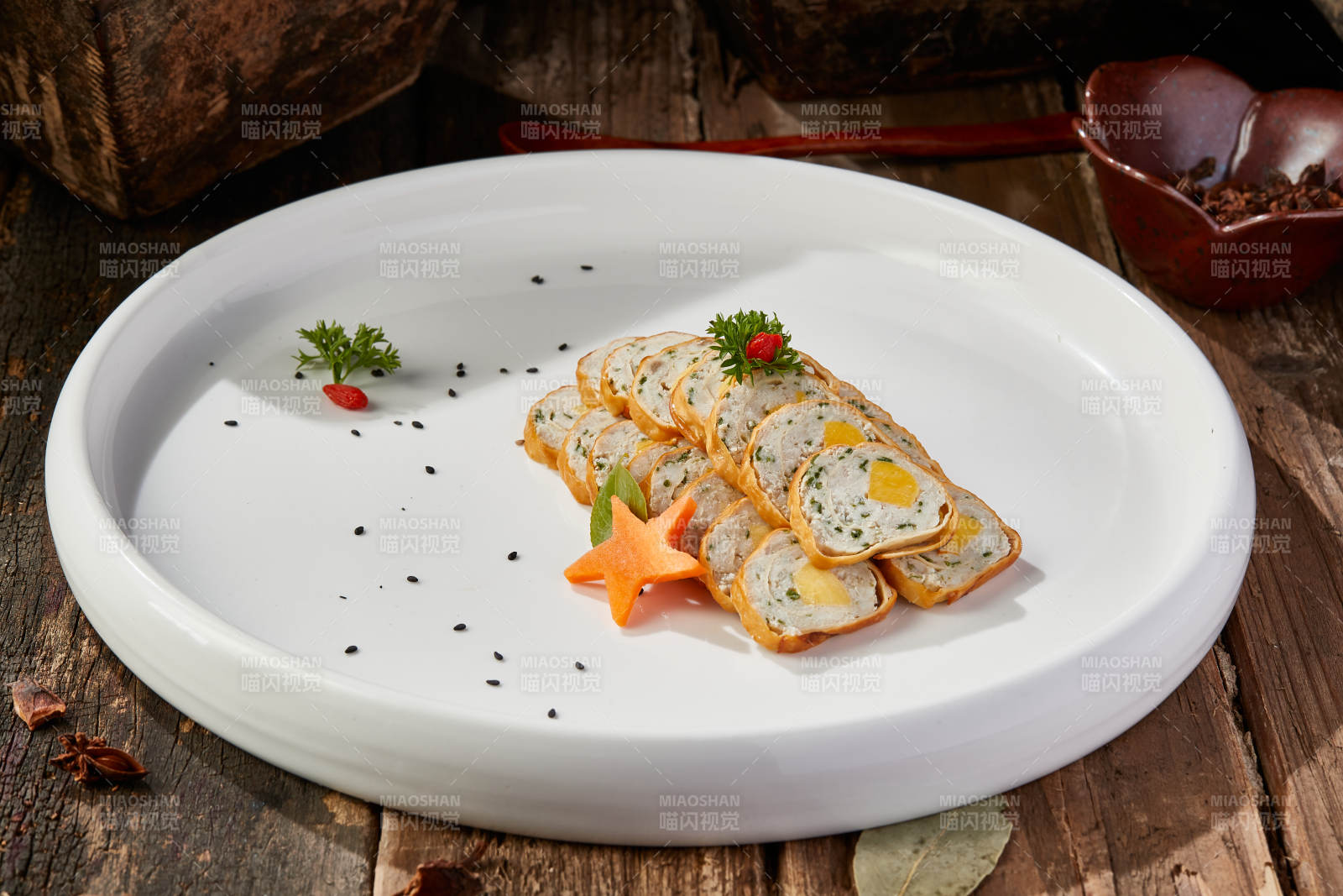 豆皮鱼泥卷切片图片