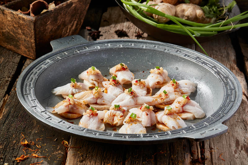 蒜香杏鲍菇香煎野生草鱼片图片