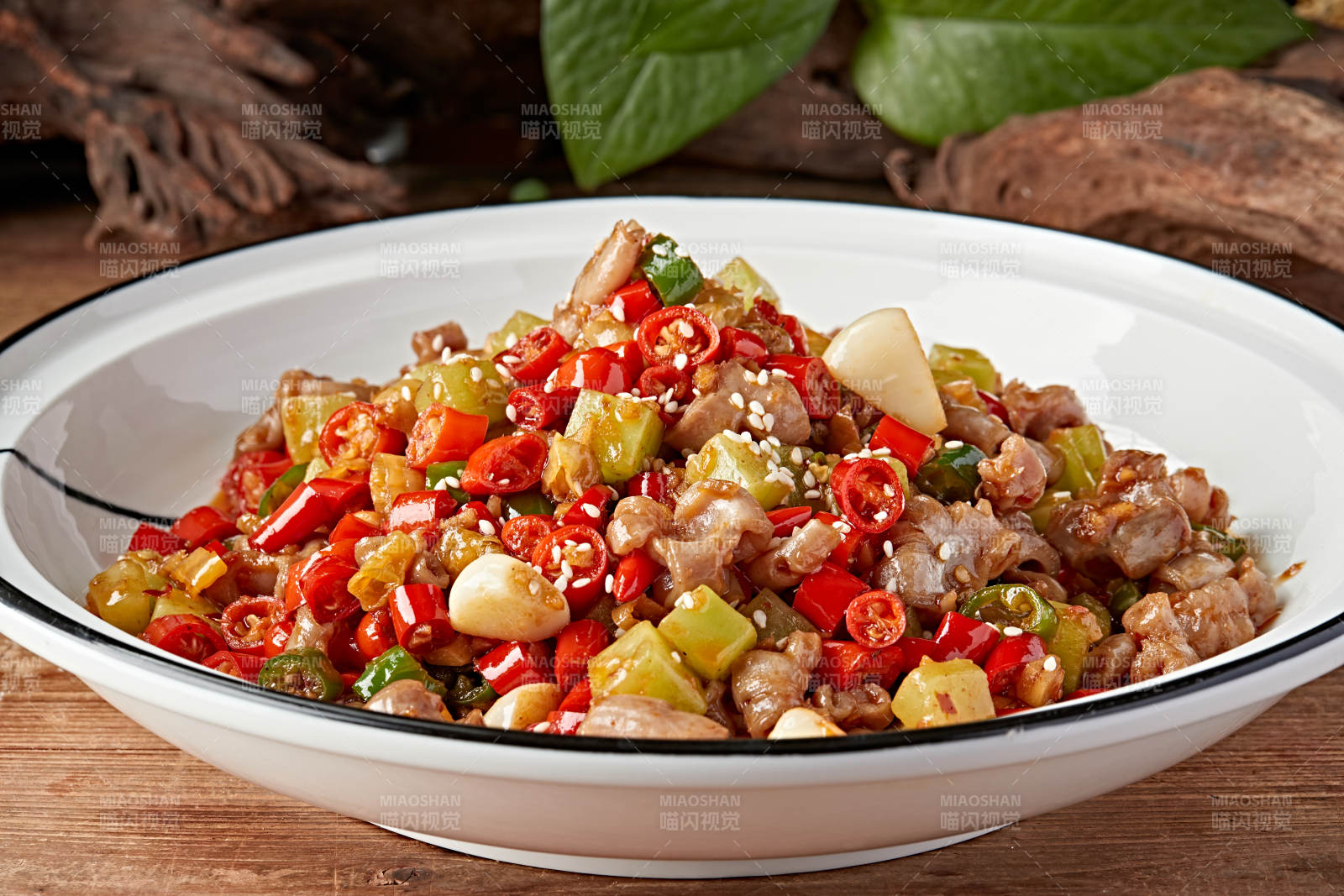 湘味剁椒蒜香爆猪脆肠图片