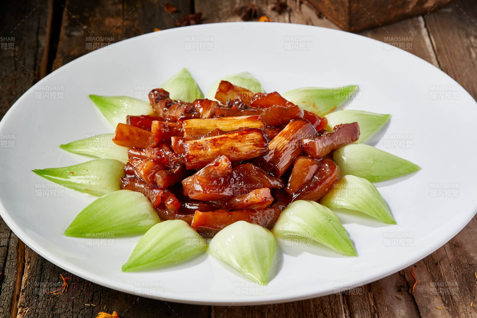 传统鲁菜葱烧蹄筋图片