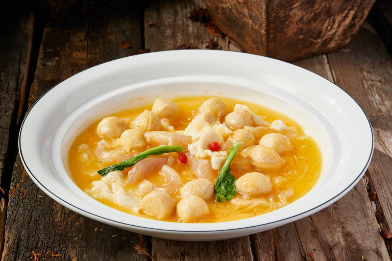 美味鱼鲜浓汤四宝图片