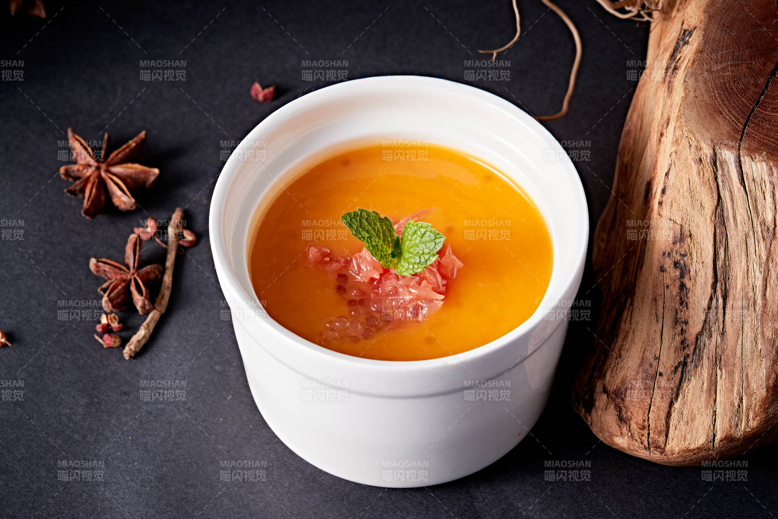 港式茶餐杨枝甘露图片