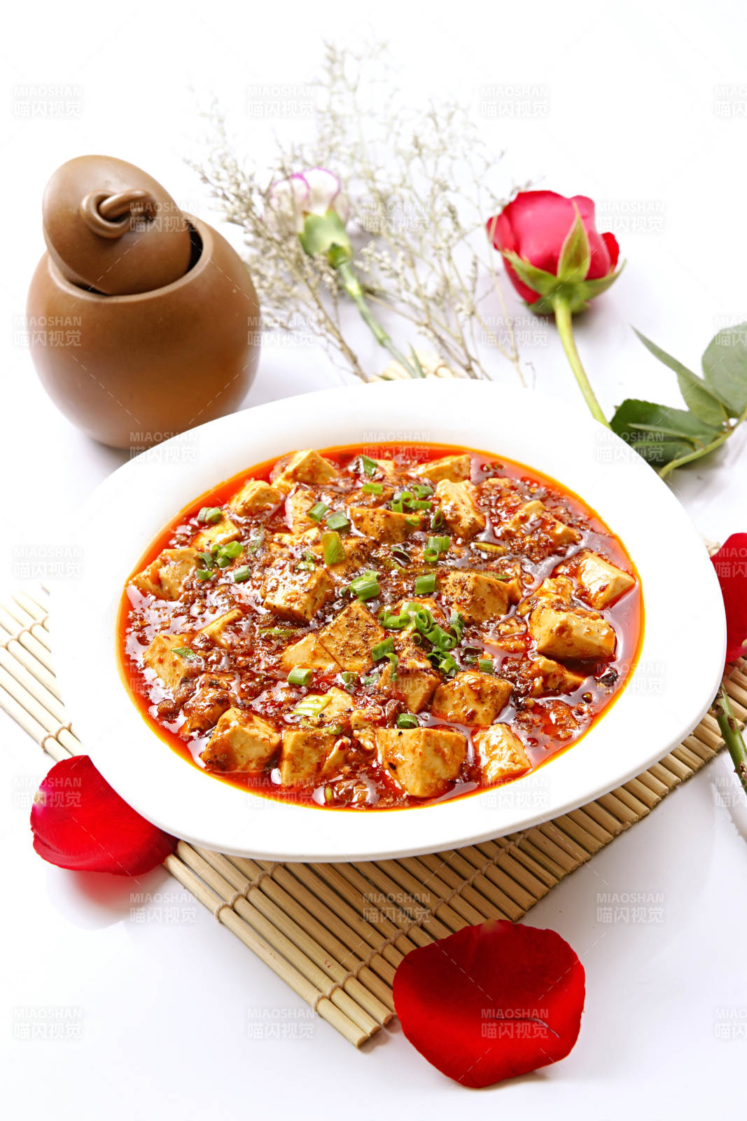 葱香麻婆豆腐图片