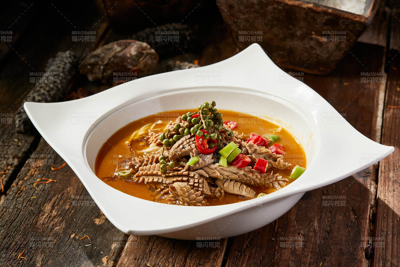 椒麻酸汤猪腰花图片