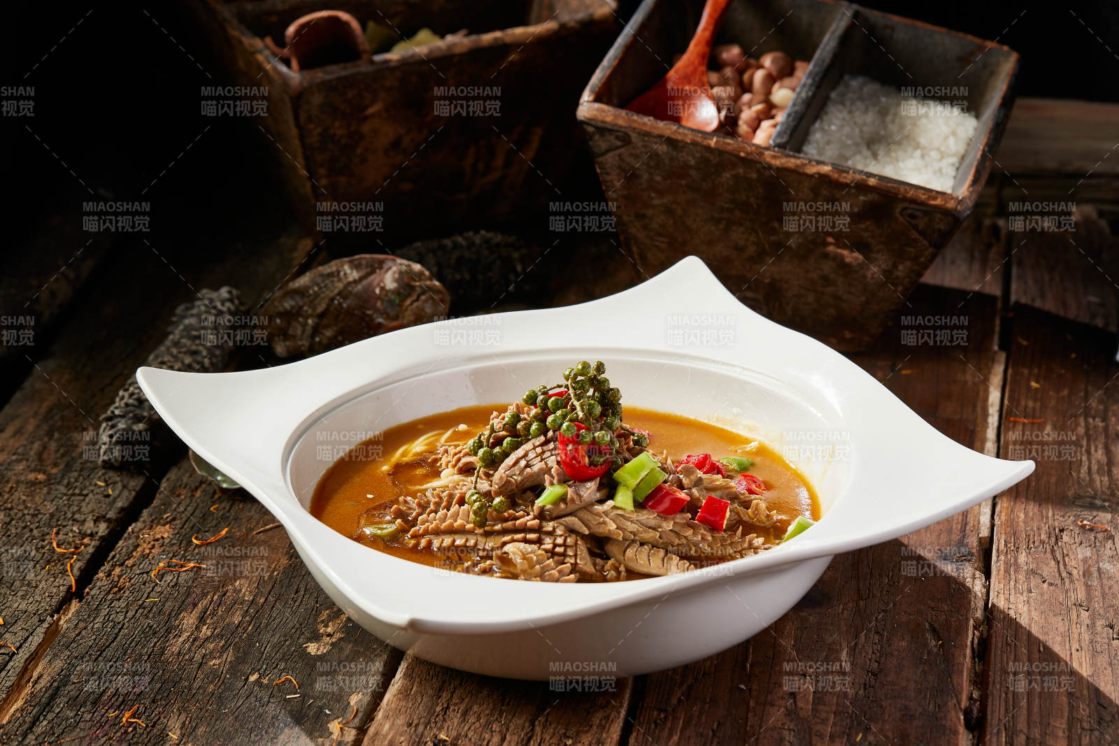 椒麻酸汤猪腰花图片