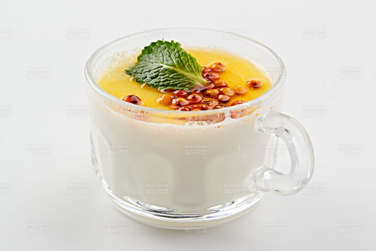 自制美味草原风味的多口味纯醸老酸奶图片