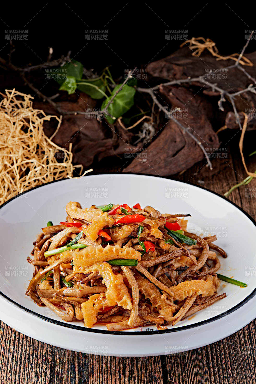 茶树菇辣炒金钱肚图片