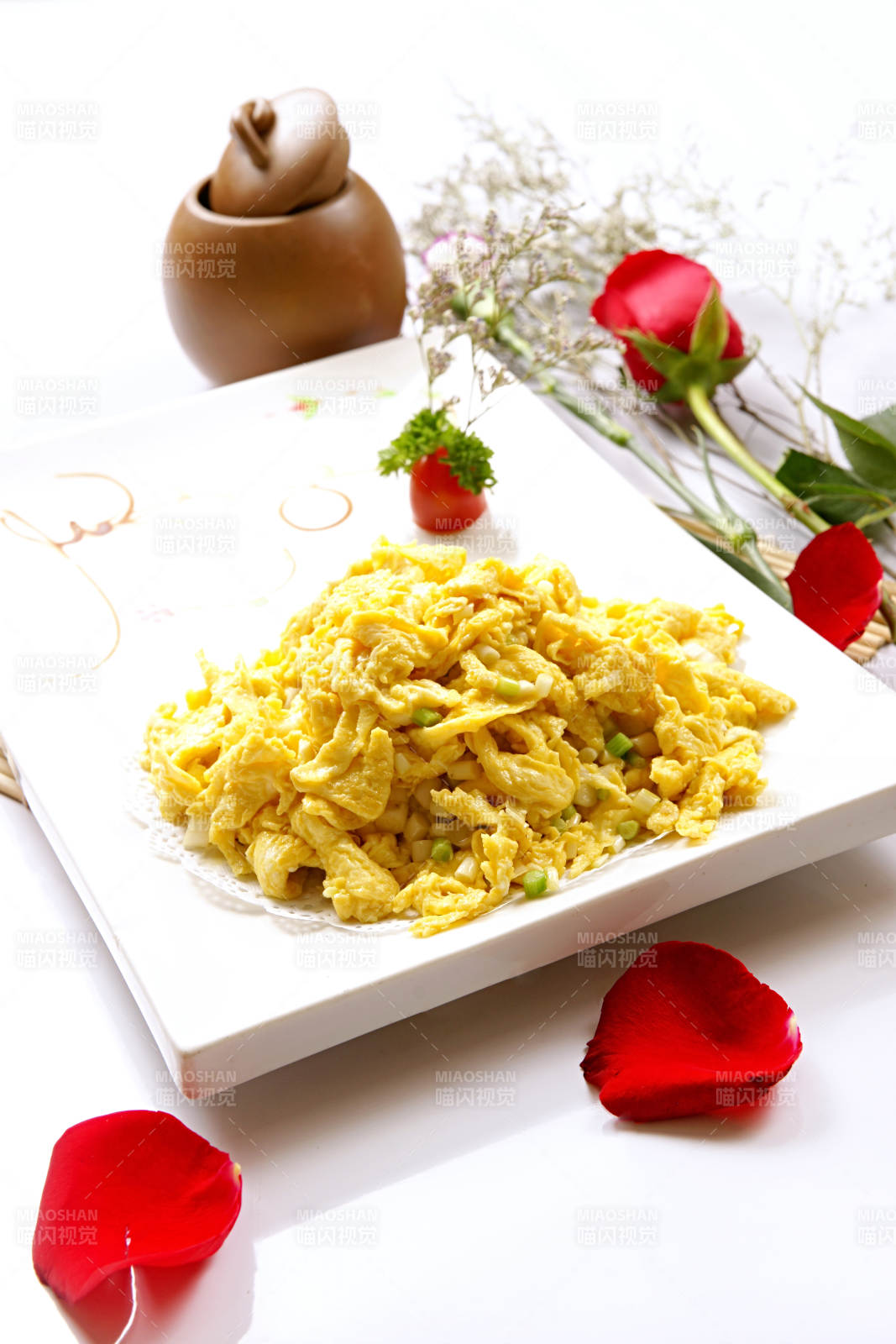 麻油炝炒柴鸡蛋图片