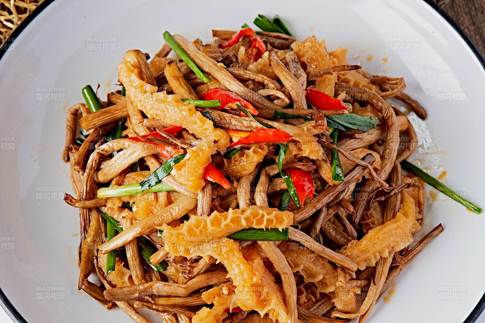 茶树菇辣炒金钱肚图片