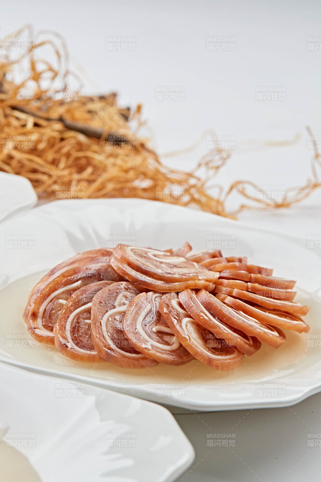 鱿鱼猪耳卷切片图片