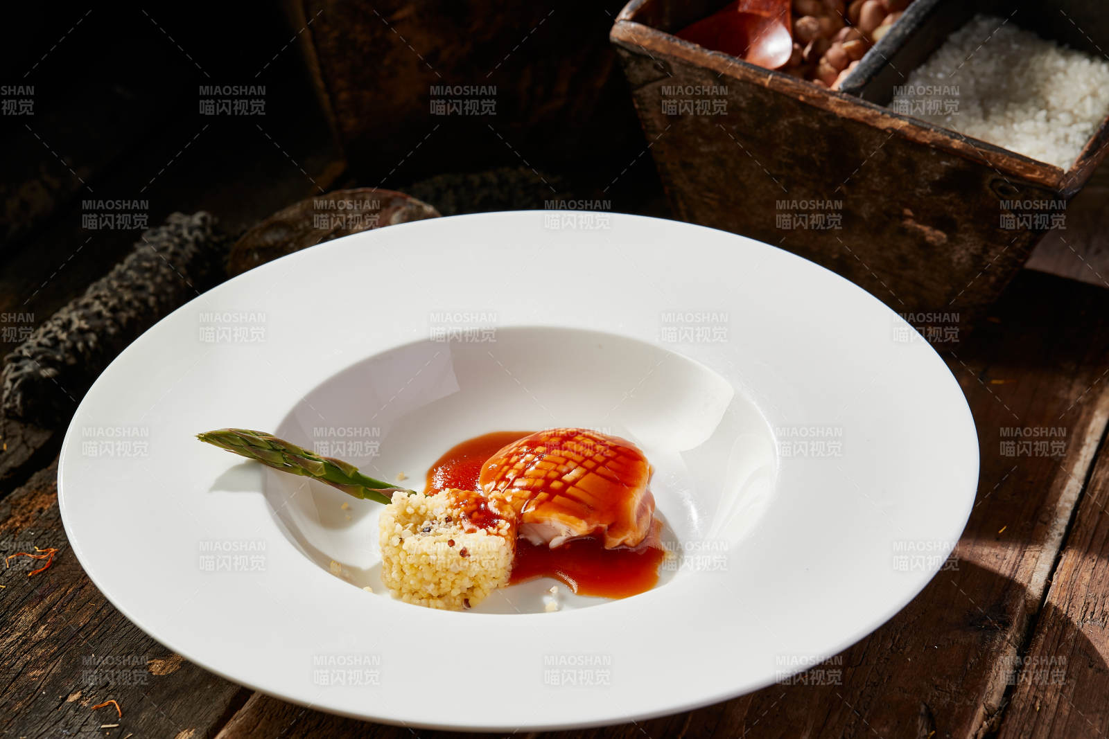 藜麦捞饭配浇汁鲜鲍鱼图片