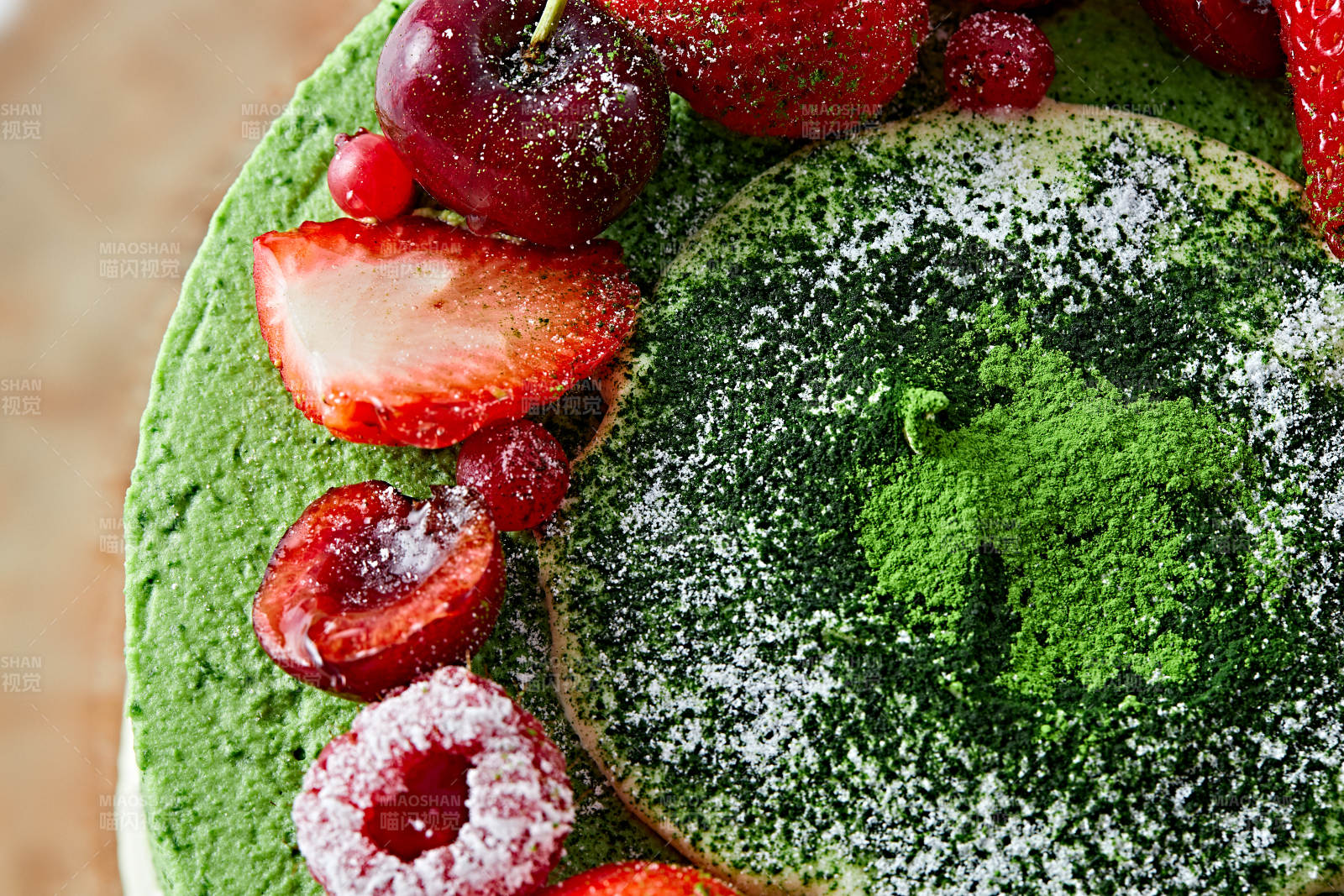 鲜果抹茶禅意鲜奶蛋糕图片