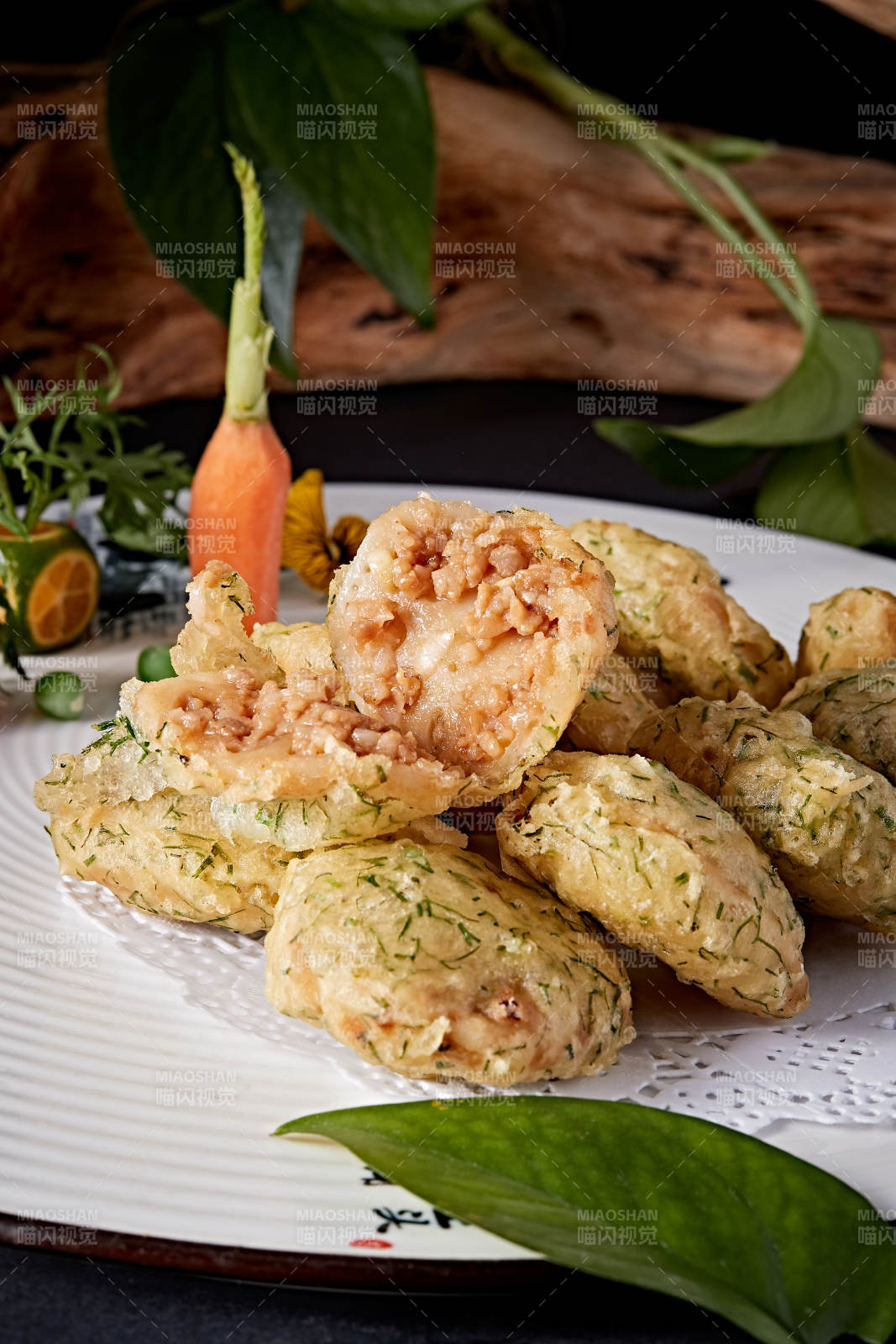 肉馅茴香拖面炸藕夹图片