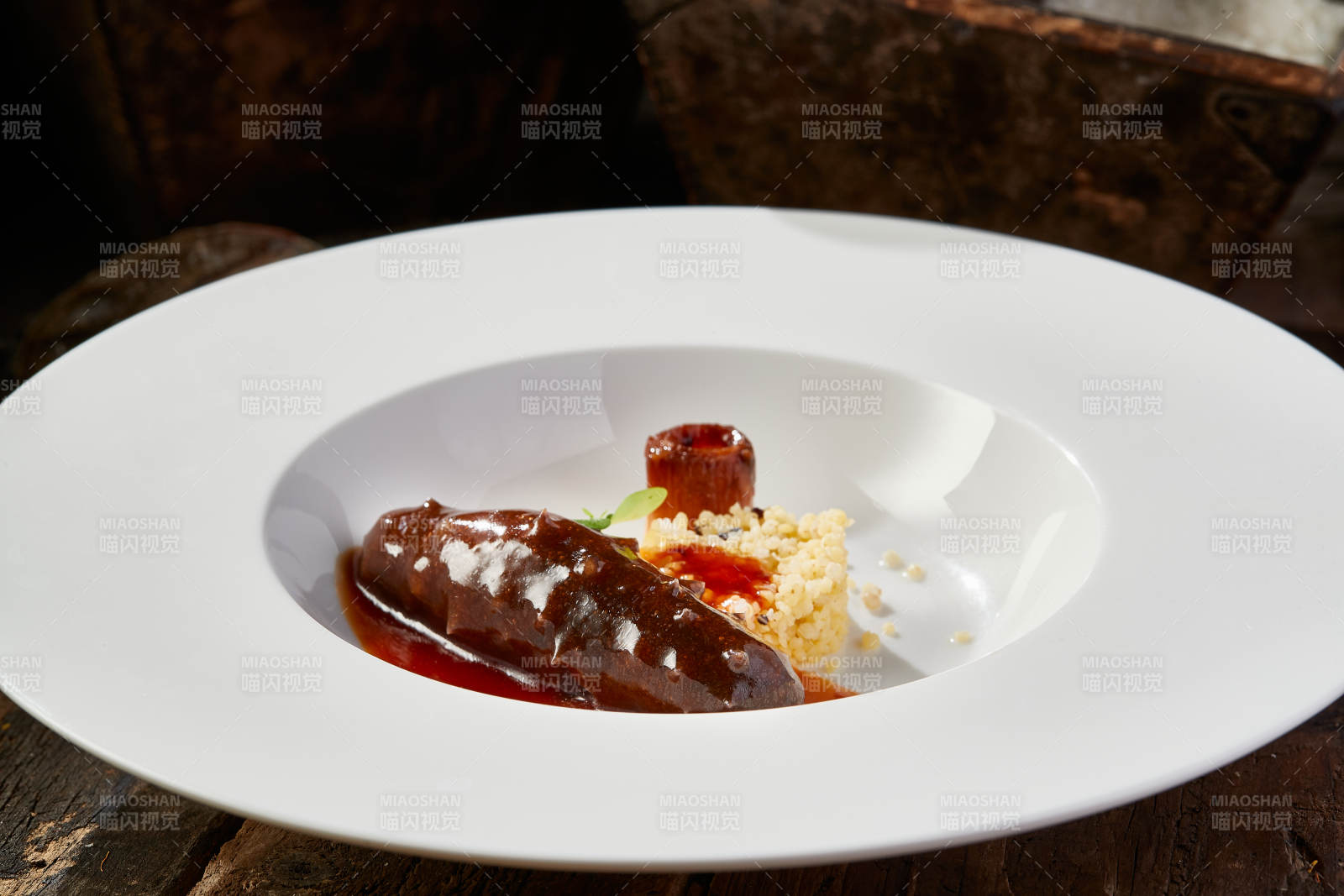 位菜藜麦捞饭配浇汁梅花参图片