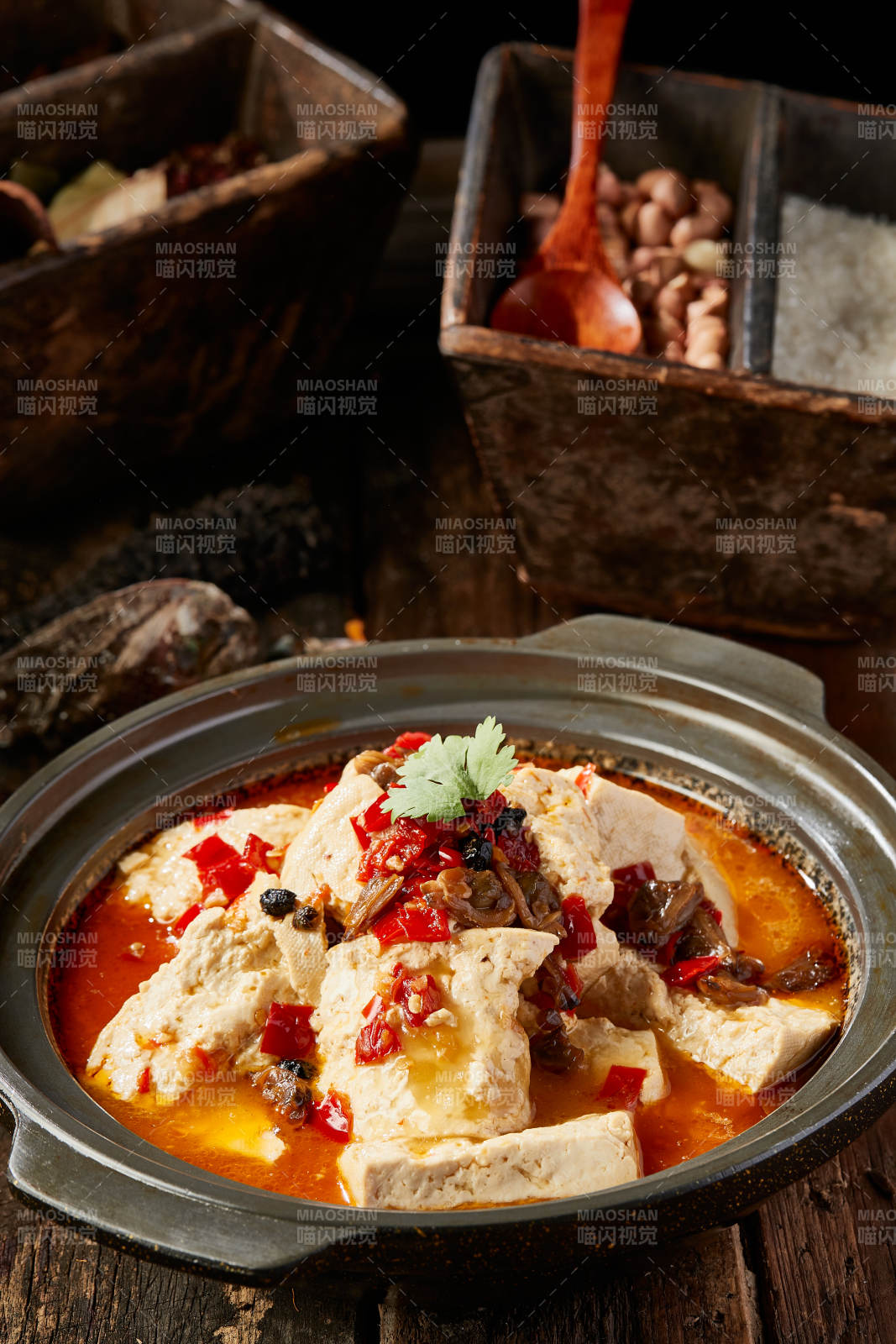 砂锅香辣炖豆腐图片