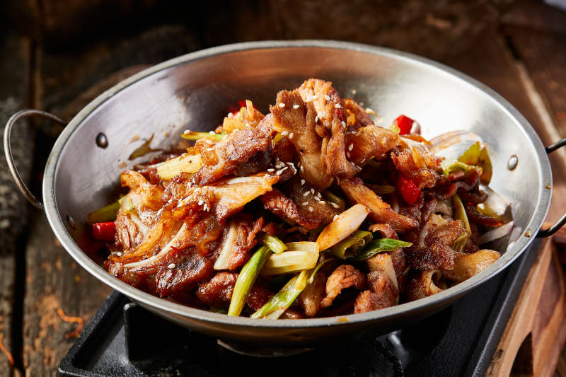 干锅香辣小炒月牙骨图片