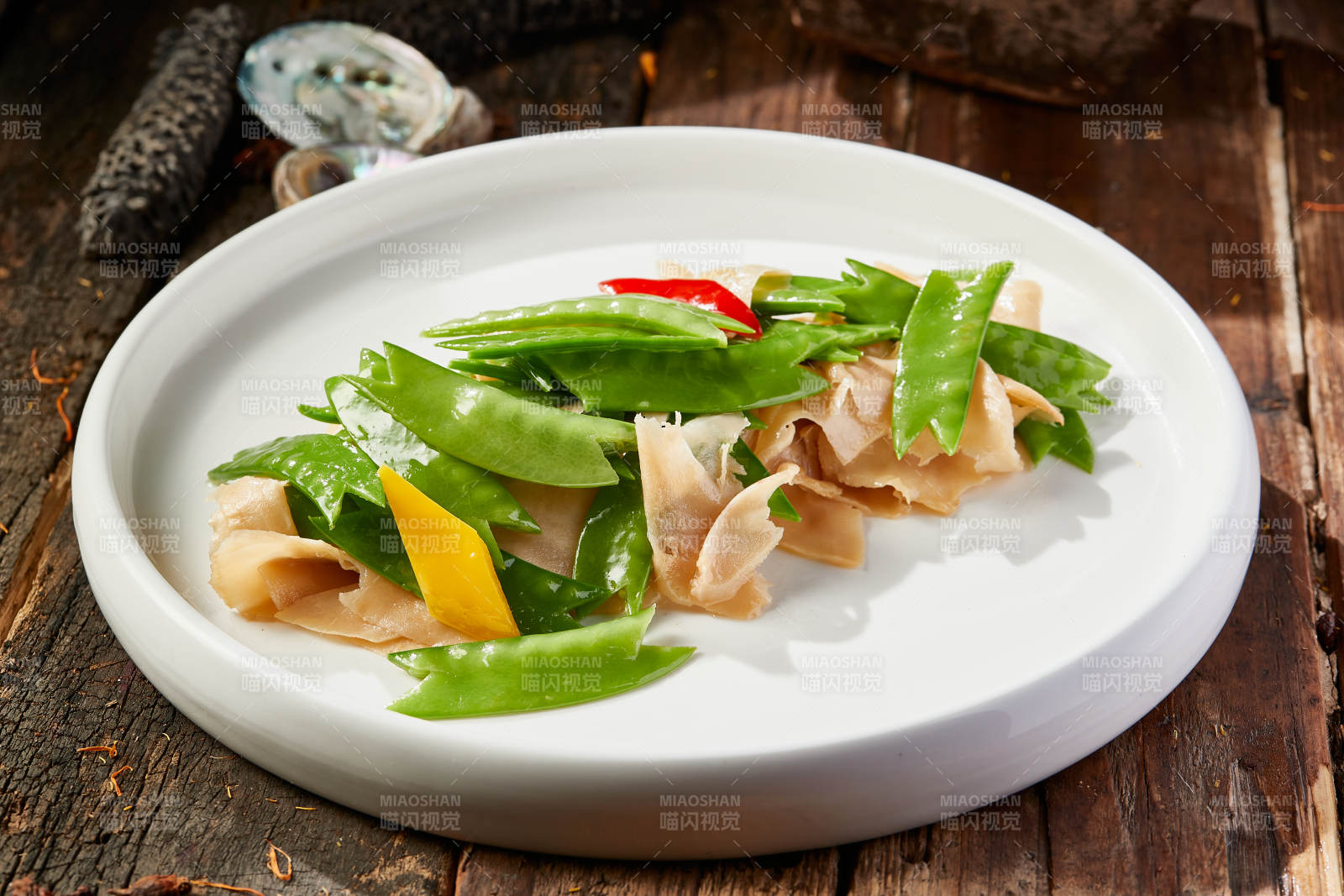 彩椒荷兰豆小炒大螺片图片