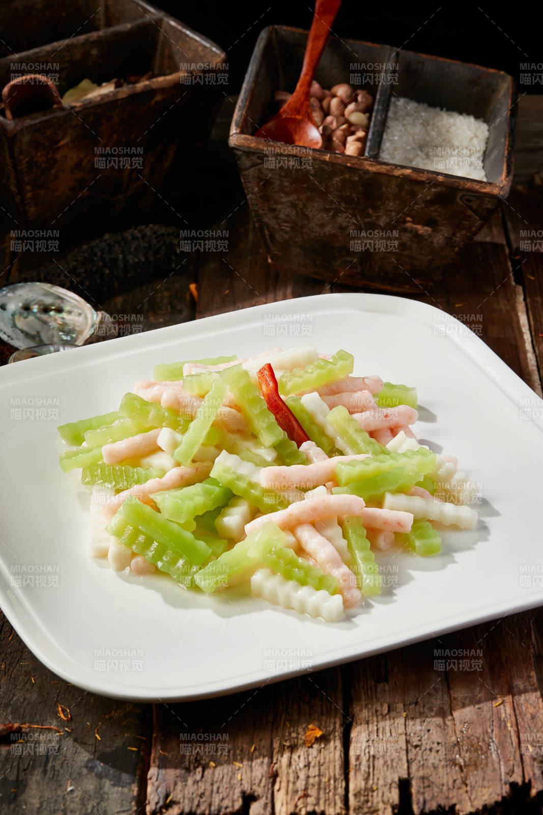 青莴笋小炒鲜虾柳图片