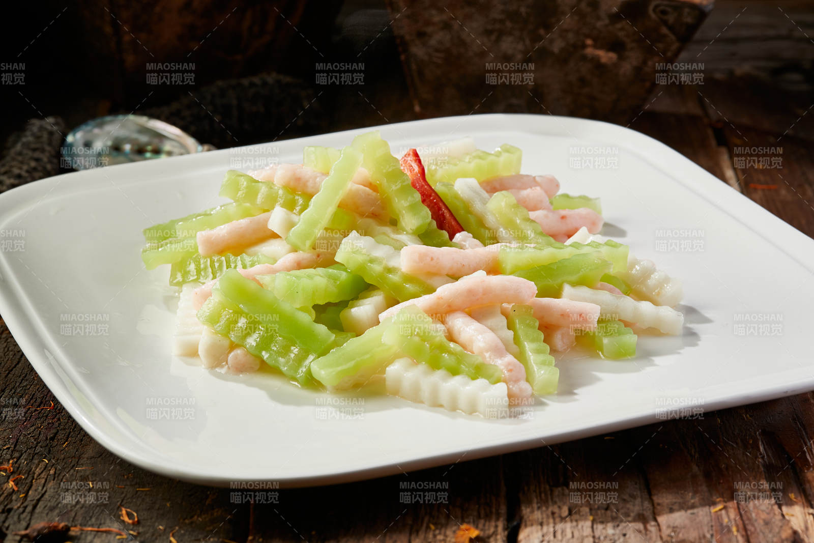 青莴笋小炒鲜虾柳图片