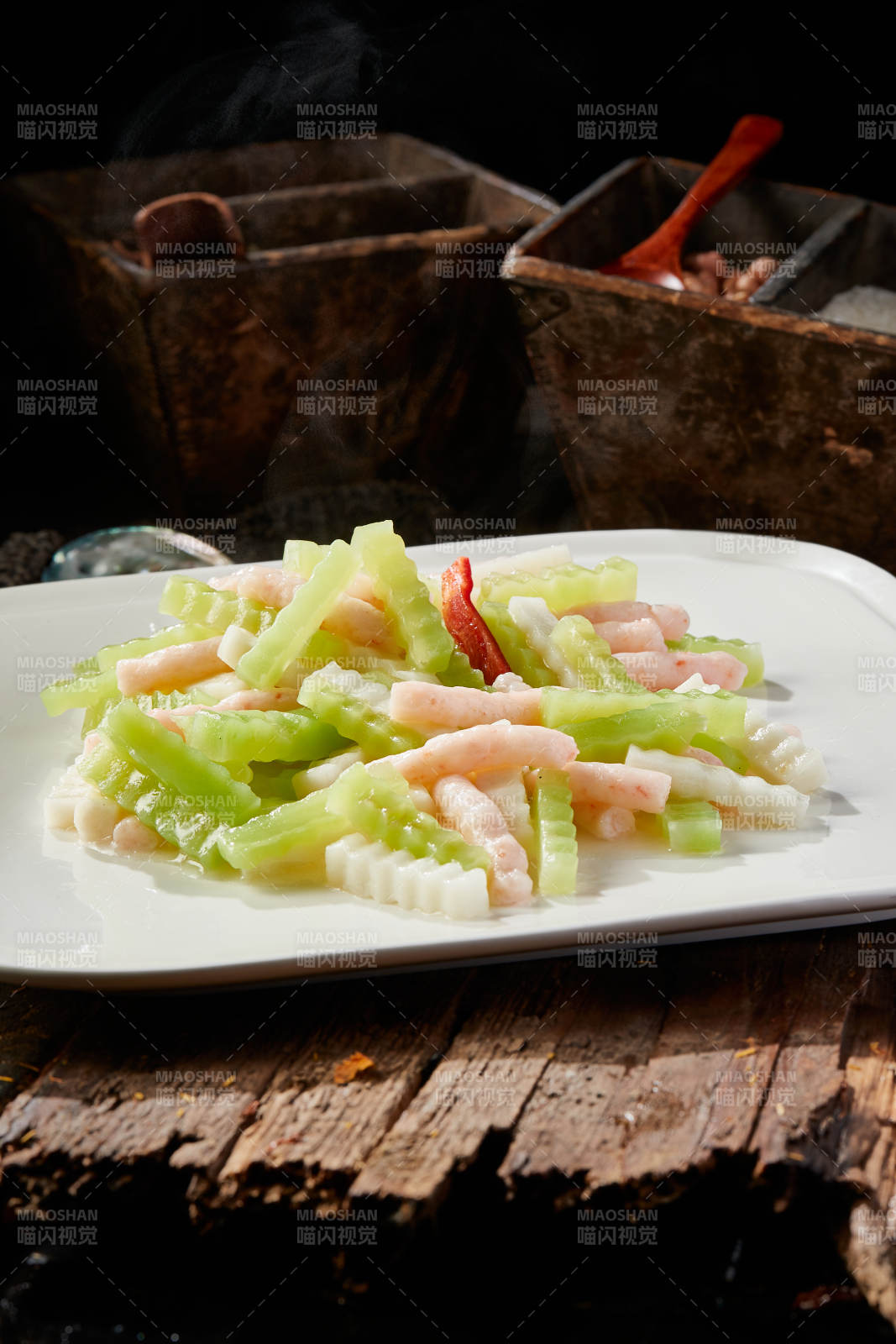 青莴笋小炒鲜虾柳图片