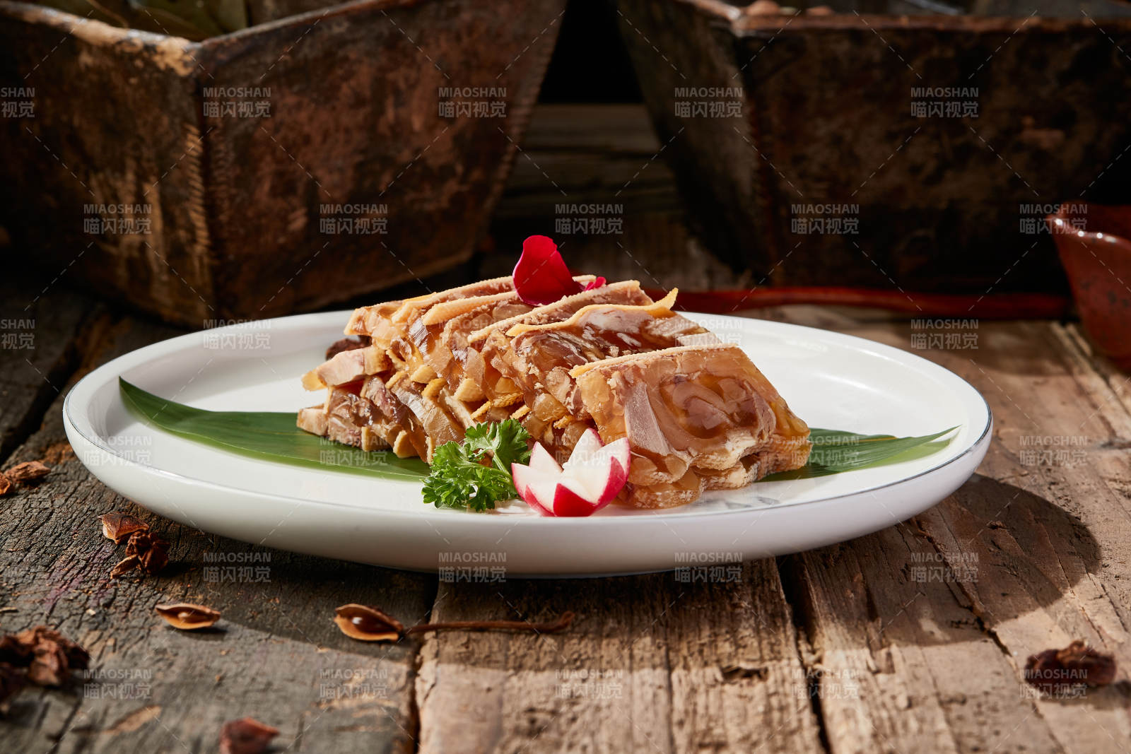 五香压肘花图片