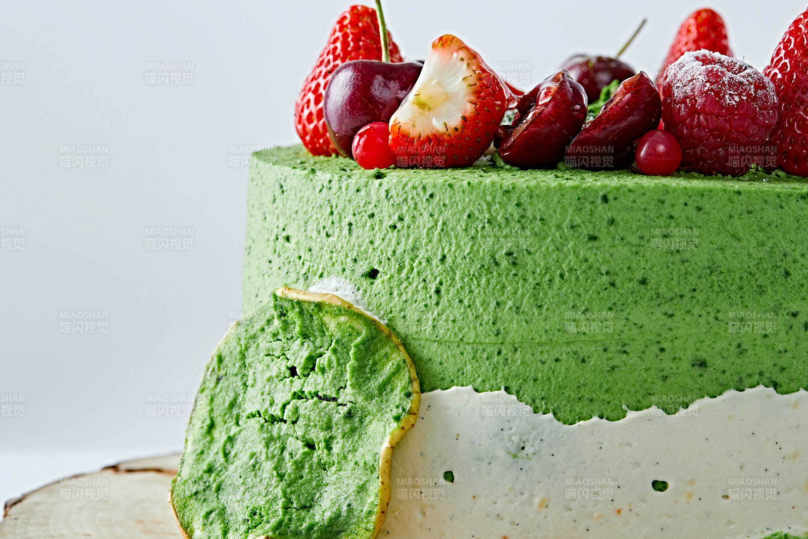 鲜果抹茶禅意鲜奶蛋糕图片