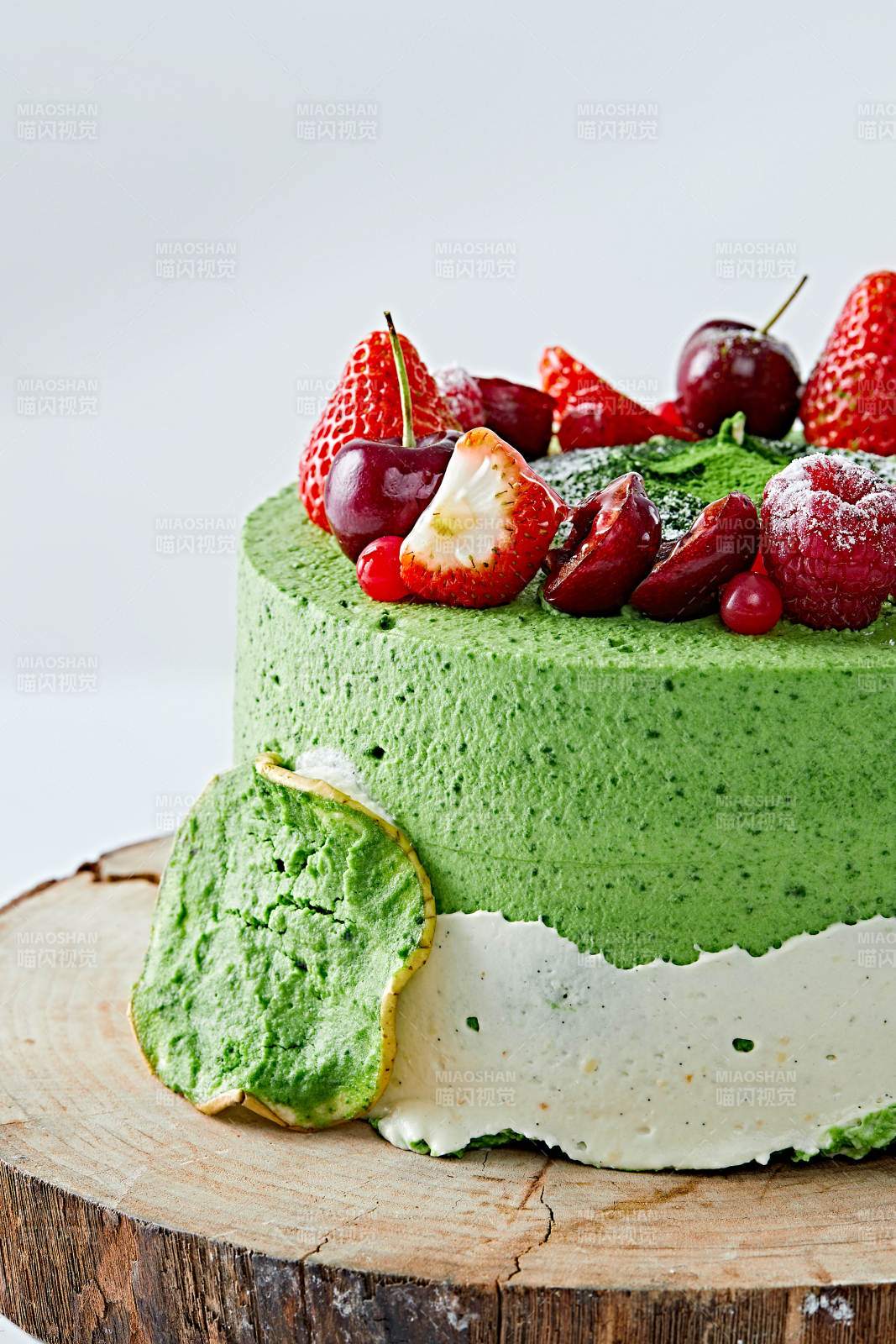 鲜果抹茶禅意鲜奶蛋糕图片