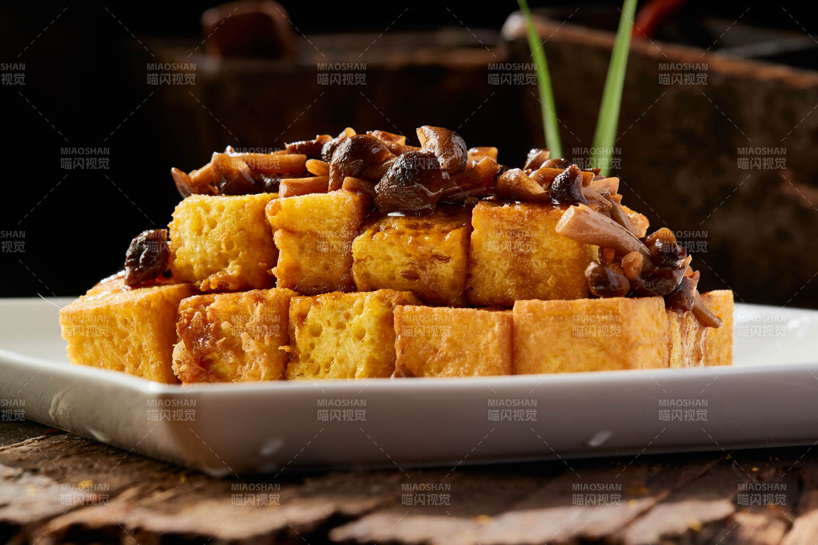 海鲜菇酿鸡蛋鱼肉豆腐图片