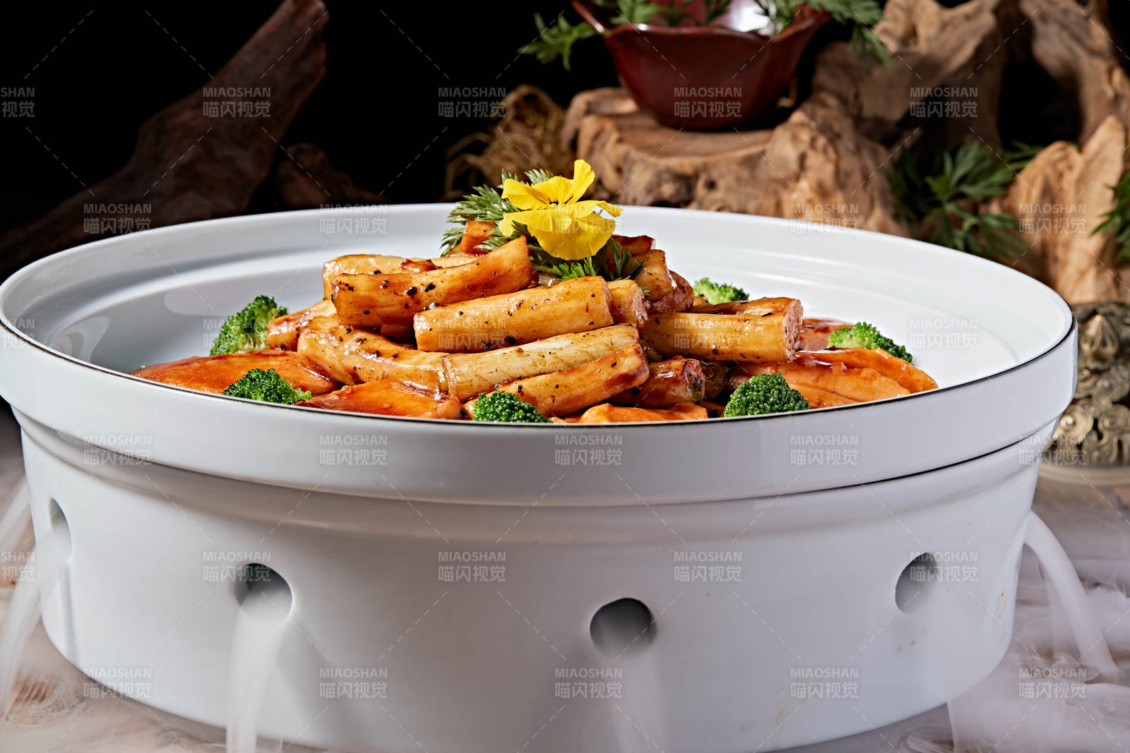 鲜鲍鱼红烧铁棍山药图片