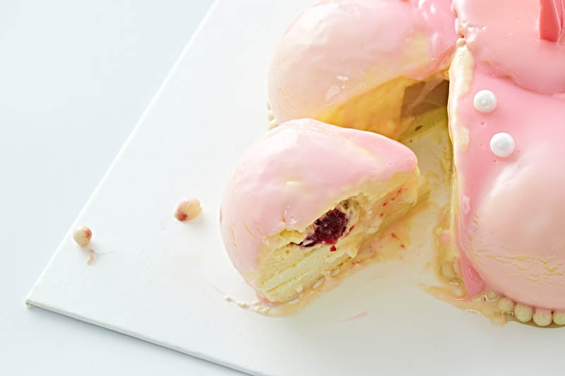 玫瑰初吻蓝莓夹心鲜奶蛋糕图片