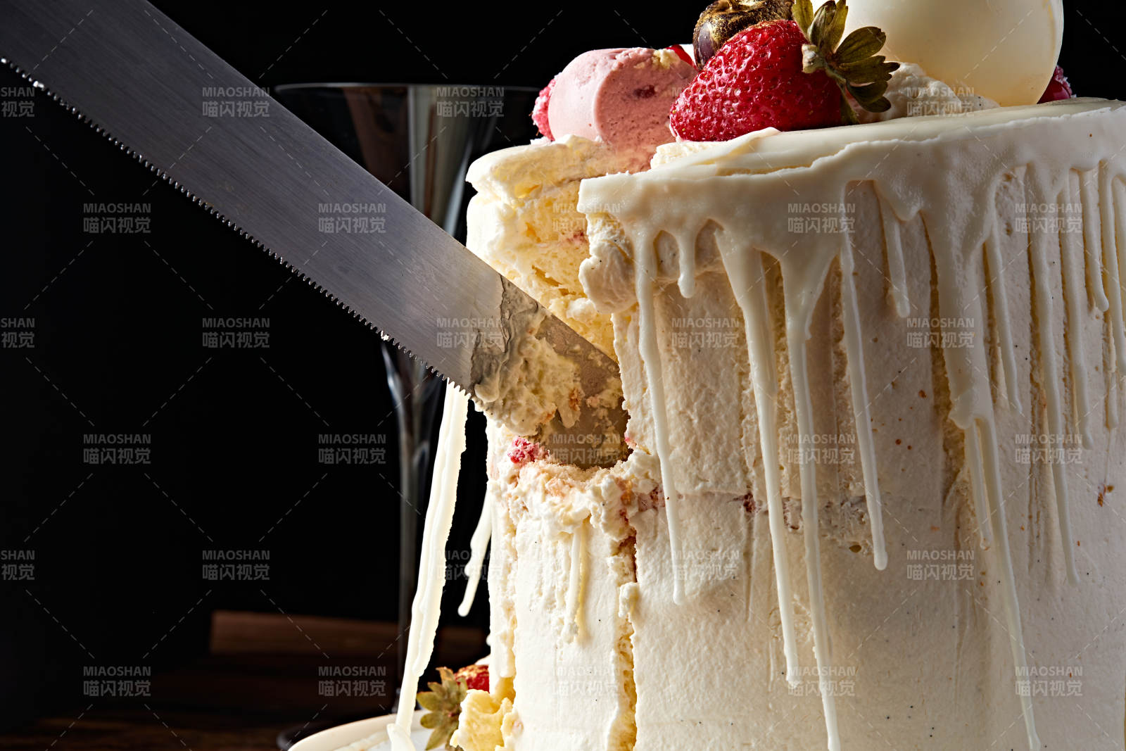 鲜果法式高级奶油慕斯生日婚礼蛋糕图片