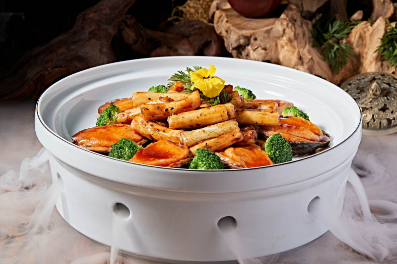 鲜鲍鱼红烧铁棍山药图片