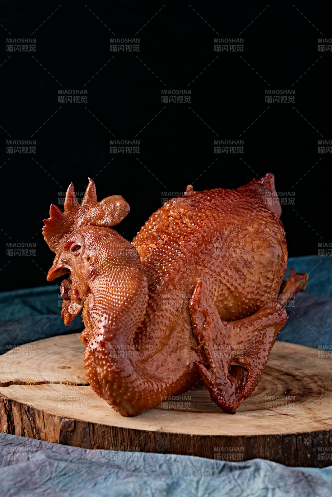 中餐美食熏酱烧鸡图片