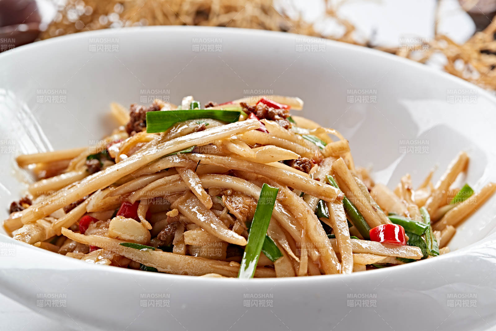 蒜香肉沫炝炒笋丝图片