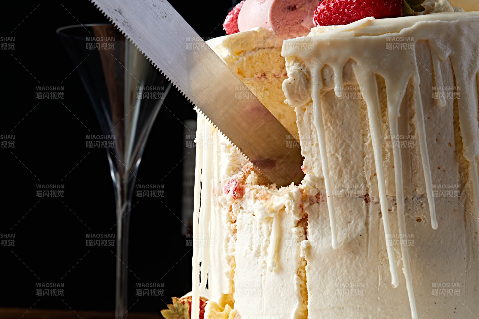 鲜果法式高级奶油慕斯生日婚礼蛋糕图片