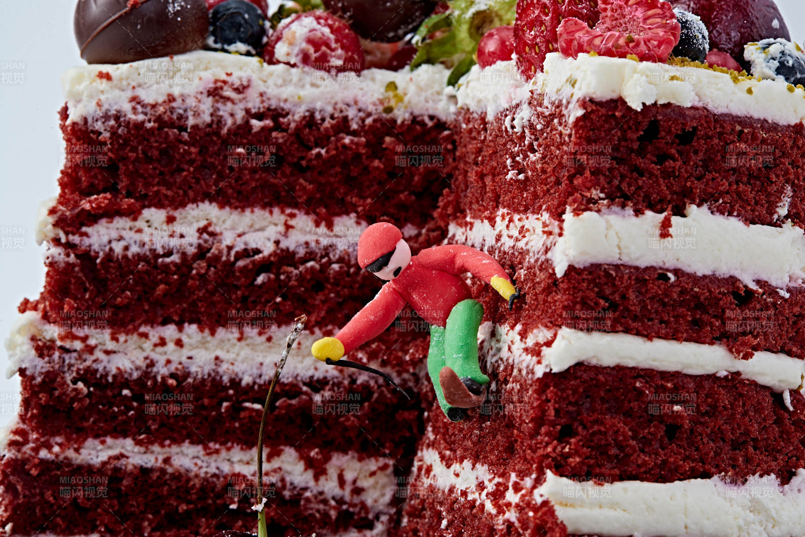 奶油抹茶鲜水果蔓越莓馅料多层蛋糕图片